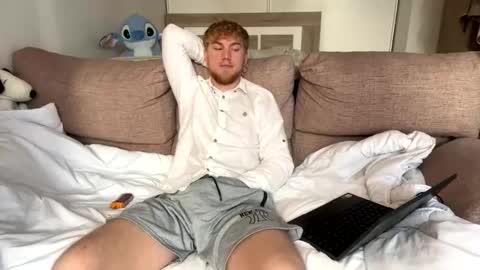 Snapshot of pavelrey chatting on April 2026 08:04:02 AM Pavel online show from April 2026 08:04:02 AM