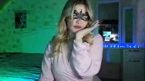 Snapshot of pawsclawss chatting on January 2026 05:21:02 AM PawsClawss online show from January 2026 05:21:02 AM