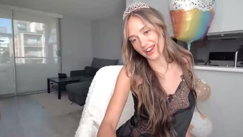 Snapshot of paytondreams chatting on May 2026 12:18:01 AM Payton online show from May 2026 12:18:01 AM