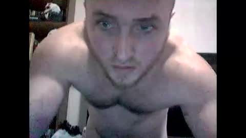 Snapshot of pbear1998 chatting on December 2025 06:47:02 PM Pbear online show from December 2025 06:47:02 PM