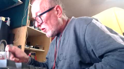 Snapshot of pc8474408 chatting on June 2026 01:24:02 PM pc8474408 online show from June 2026 01:24:02 PM