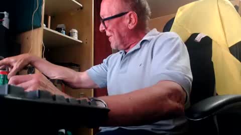 Snapshot of pc8474408 chatting on June 2026 10:45:01 PM pc8474408 online show from June 2026 10:45:01 PM