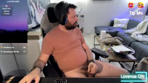 Snapshot of pc92160 chatting on April 2026 08:07:02 PM pc92160 online show from April 2026 08:07:02 PM