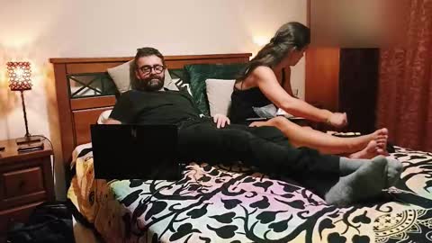 pdahot online show from September 2025 04:18:02 AM