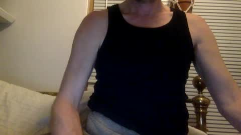 Snapshot of pea23 chatting on February 2025 09:58:02 PM pea23 online show from February 2025 09:58:02 PM