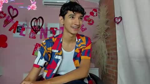 peach tyron online show from February 2025 05:36:01 PM