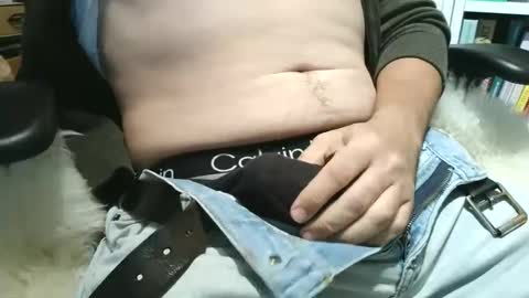 Snapshot of peacheshubby chatting on September 2025 03:01:02 PM hard4u online show from September 2025 03:01:02 PM