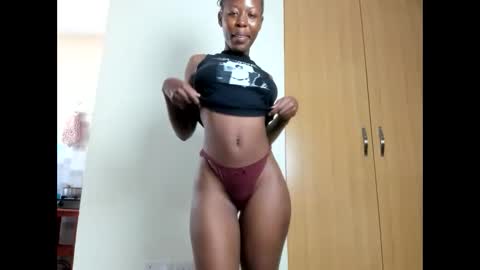 Snapshot of peachynaughty chatting on April 2026 11:57:01 AM peachy online show from April 2026 11:57:01 AM