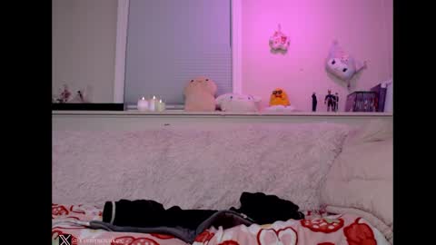 Snapshot of peachypeachgirl chatting on January 2025 03:49:02 AM peachypeachgirl online show from January 2025 03:49:02 AM