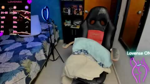 Tangerine Penaut online show from October 2025 01:57:01 AM