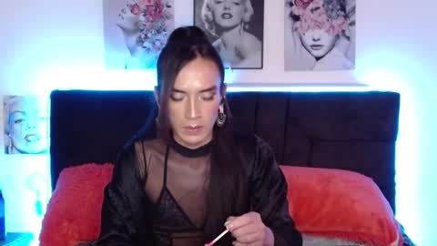 pearlatin online show from September 2025 09:53:02 PM