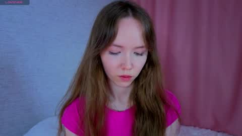 pearly_peach_ online show from May 2026 06:05:02 PM