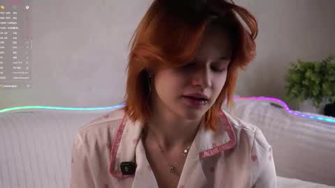 Lily online show from October 2025 01:09:01 AM