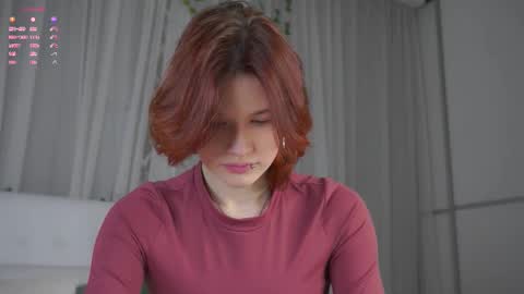 Snapshot of pebee chatting on March 2026 01:22:02 AM Lily online show from March 2026 01:22:02 AM