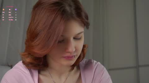 Snapshot of pebee chatting on March 2026 01:16:02 AM Lily online show from March 2026 01:16:02 AM