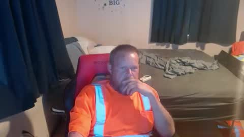 Snapshot of pecker40 chatting on April 2026 11:24:02 PM pecker40 online show from April 2026 11:24:02 PM