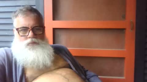 pecos8686 online show from April 2026 02:33:01 PM