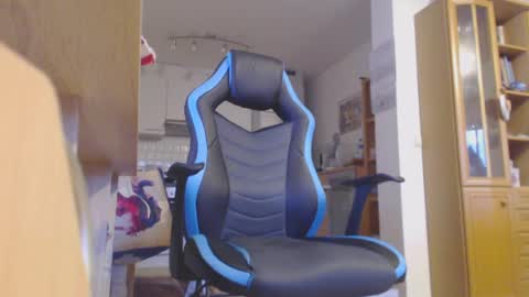 pedrodollo online show from July 2026 06:02:02 PM