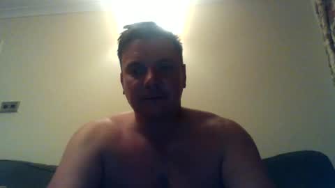pedrok87 online show from July 2026 10:42:02 PM