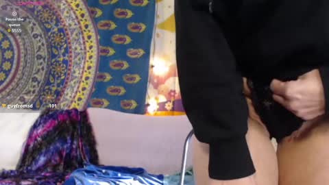 Snapshot of peekclimaxxx chatting on March 2025 03:15:02 PM NEXT CHILL SESH  1130 930pm -ish PEEK online show from March 2025 03:15:02 PM