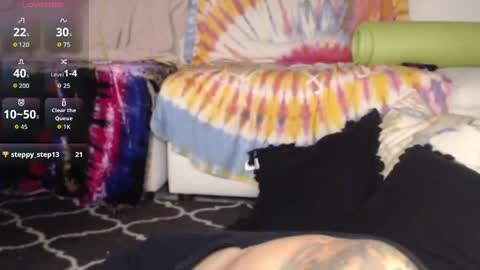 Snapshot of peekclimaxxx chatting on September 2025 01:54:01 AM NEXT CHILL SESH  1130 930pm -ish PEEK online show from September 2025 01:54:01 AM