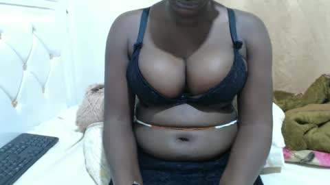 Snapshot of peekybarbie chatting on October 2025 08:59:02 PM Barbie online show from October 2025 08:59:02 PM