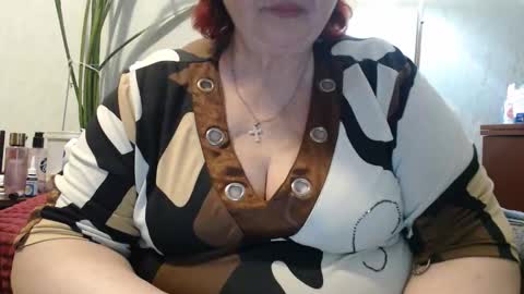 Snapshot of peggysoft chatting on May 2026 11:02:01 PM PeggySoft online show from May 2026 11:02:01 PM