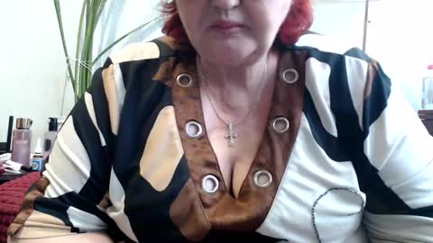 Snapshot of peggysoft chatting on May 2026 12:32:01 PM PeggySoft online show from May 2026 12:32:01 PM
