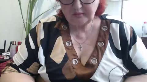Snapshot of peggysoft chatting on May 2026 10:12:02 AM PeggySoft online show from May 2026 10:12:02 AM