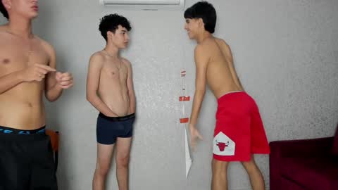 CAIN-19  ALLEN-18 RONALD-18 AUSTIN-18 MOD DANTE online show from January 2025 12:05:02 AM