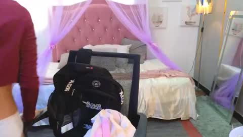 peneelopeecute online show from February 2026 06:26:01 PM