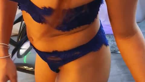 Snapshot of peneelopeecute chatting on April 2026 09:39:33 PM peneelopeecute online show from April 2026 09:39:33 PM