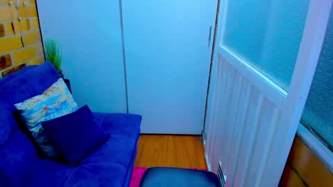 Penelope online show from January 2025 10:58:02 PM