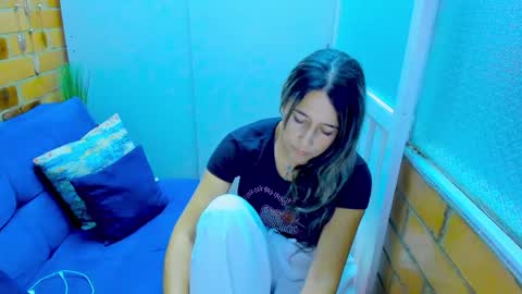 Penelope online show from February 2025 08:17:02 PM