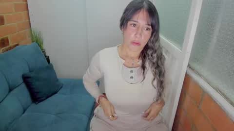 Penelope online show from October 2025 07:22:02 PM