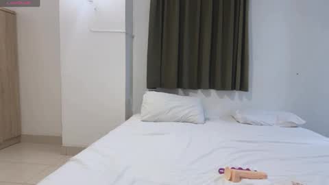 Snapshot of penny_coco chatting on April 2026 01:05:02 PM penny_coco online show from April 2026 01:05:02 PM