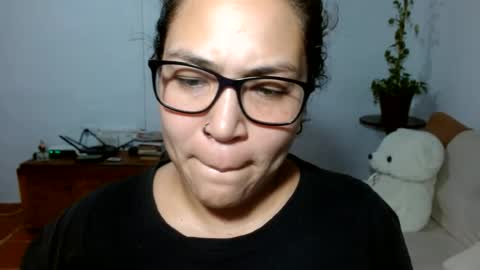 Snapshot of pepitt45 chatting on June 2026 04:04:01 AM Megan online show from June 2026 04:04:01 AM