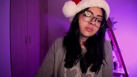 Sarah Ana Banana online show from December 2024 09:35:01 AM