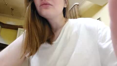 Snapshot of perfectdate chatting on November 2025 08:51:01 PM Anna online show from November 2025 08:51:01 PM