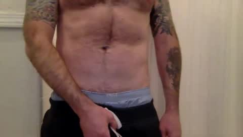 Snapshot of perfectfit1990 chatting on December 2024 06:17:01 PM perfectfit1990 online show from December 2024 06:17:01 PM