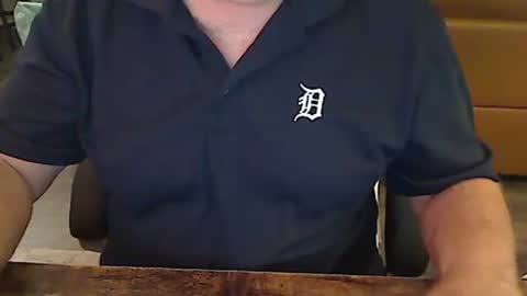 Snapshot of perfecto1957 chatting on December 2024 03:33:02 PM perfecto1957 online show from December 2024 03:33:02 PM