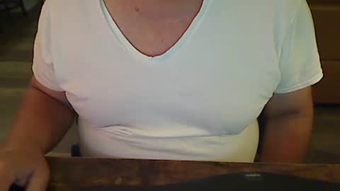 Snapshot of perfecto1957 chatting on February 2025 01:37:01 PM perfecto1957 online show from February 2025 01:37:01 PM