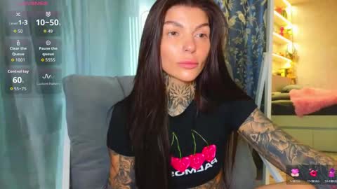 Snapshot of perfecttbaby77n chatting on April 2026 10:31:02 AM Anna online show from April 2026 10:31:02 AM