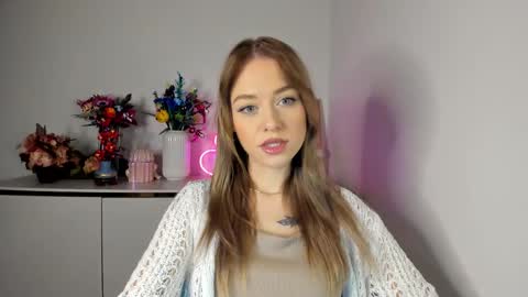 Cindy online show from December 2025 06:21:02 AM