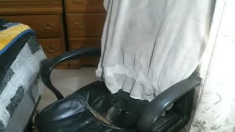 Snapshot of perkymalenipples chatting on April 2026 01:50:02 PM perkymalenipples online show from April 2026 01:50:02 PM