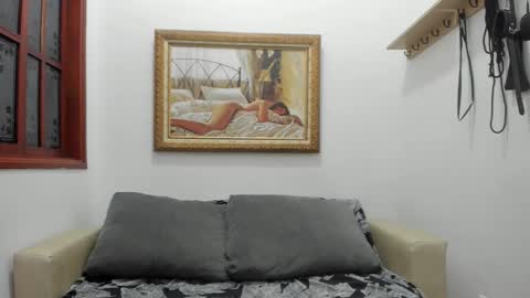 Snapshot of perla_8710 chatting on October 2025 12:15:02 PM Diana And Alan online show from October 2025 12:15:02 PM