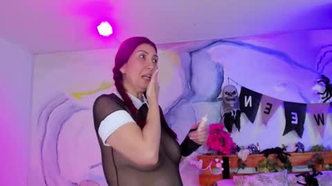 Perla Franco online show from October 2025 05:28:01 AM