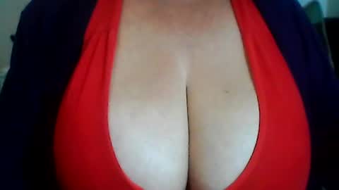 perlita070822 online show from July 2026 04:19:02 AM