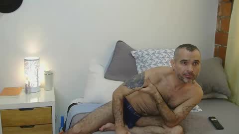 perrosoxxx online show from January 2025 07:34:01 PM