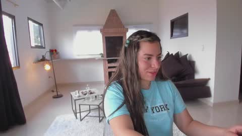 Marie online show from February 2025 01:01:01 PM